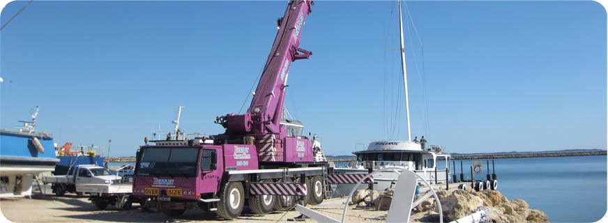 Crane hire in Perth